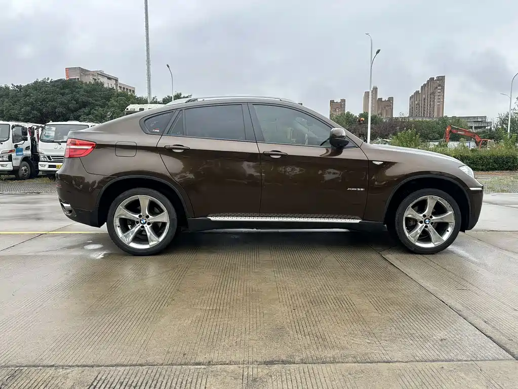 BMW X6 — миниатюра 2