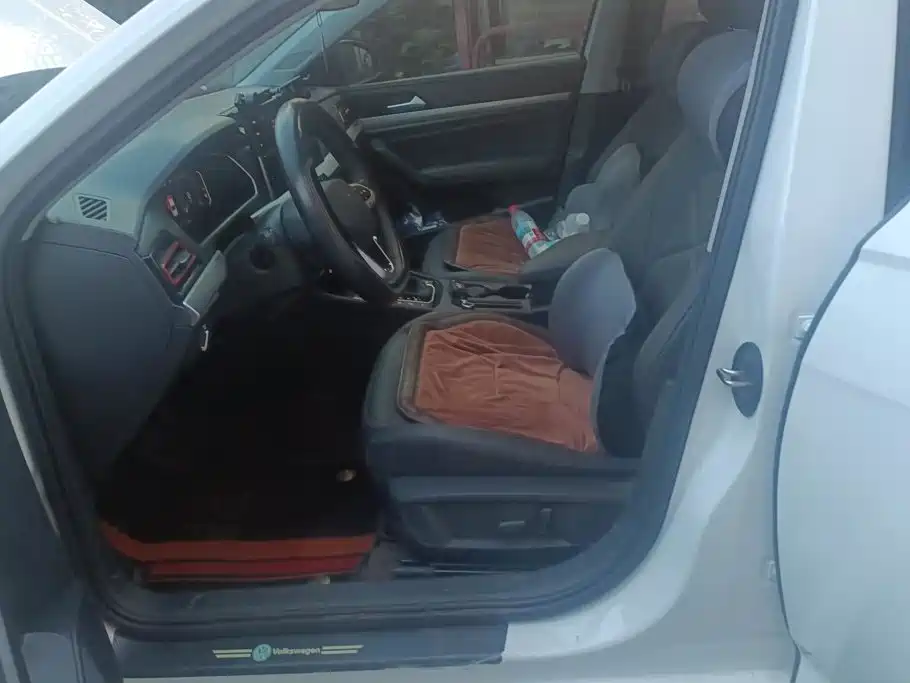 Volkswagen Lavida — миниатюра 9