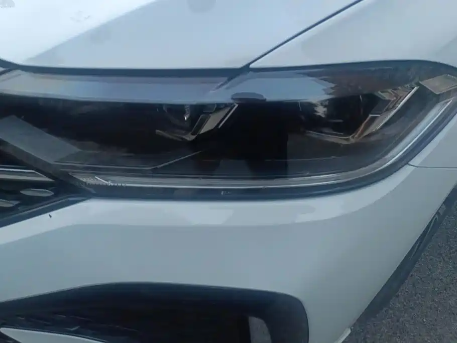 Volkswagen Lavida — миниатюра 5