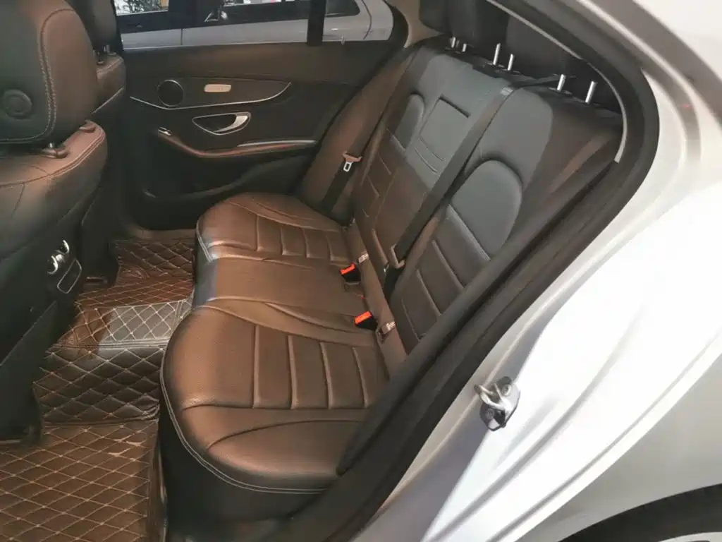 Mercedes-Benz C-Class — миниатюра 17