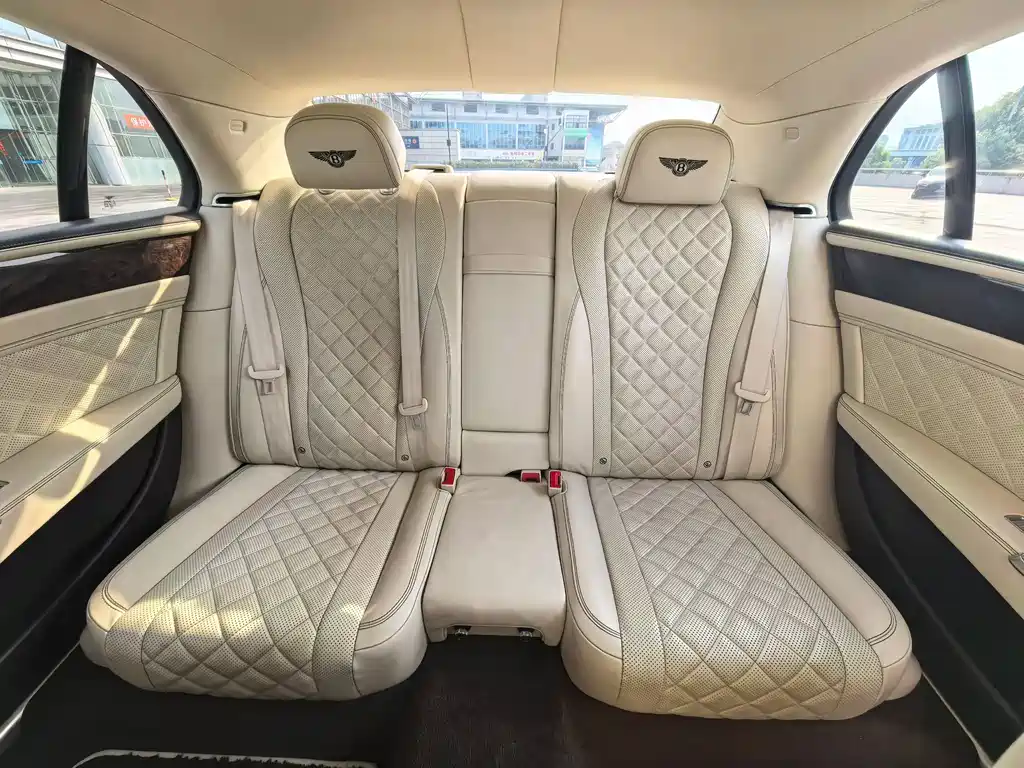 Bentley Flying Spur 2017 4.0T V8 S Standard