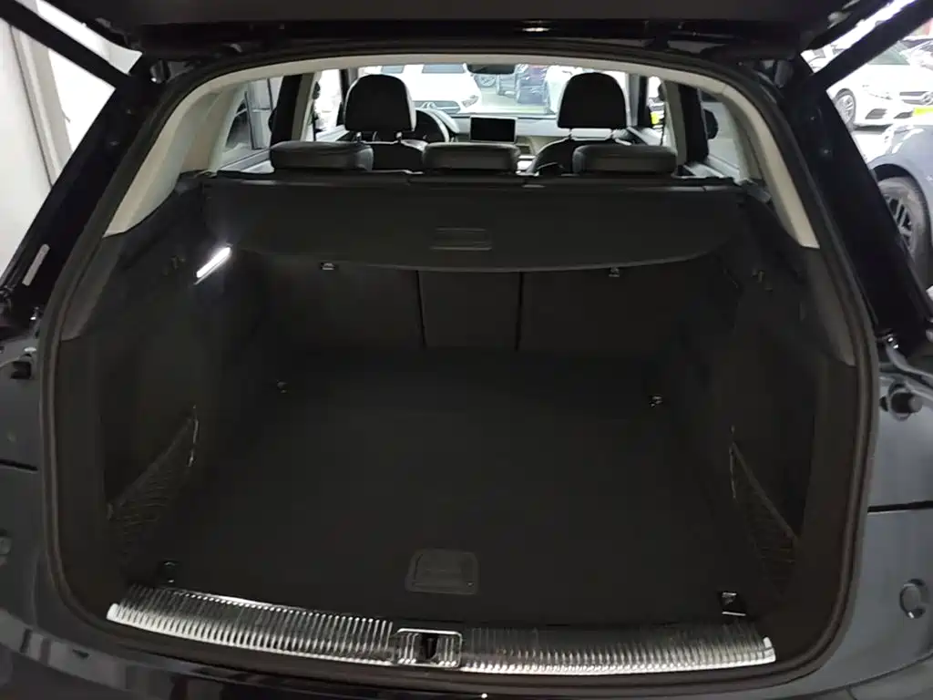 Audi Q5L — миниатюра 19