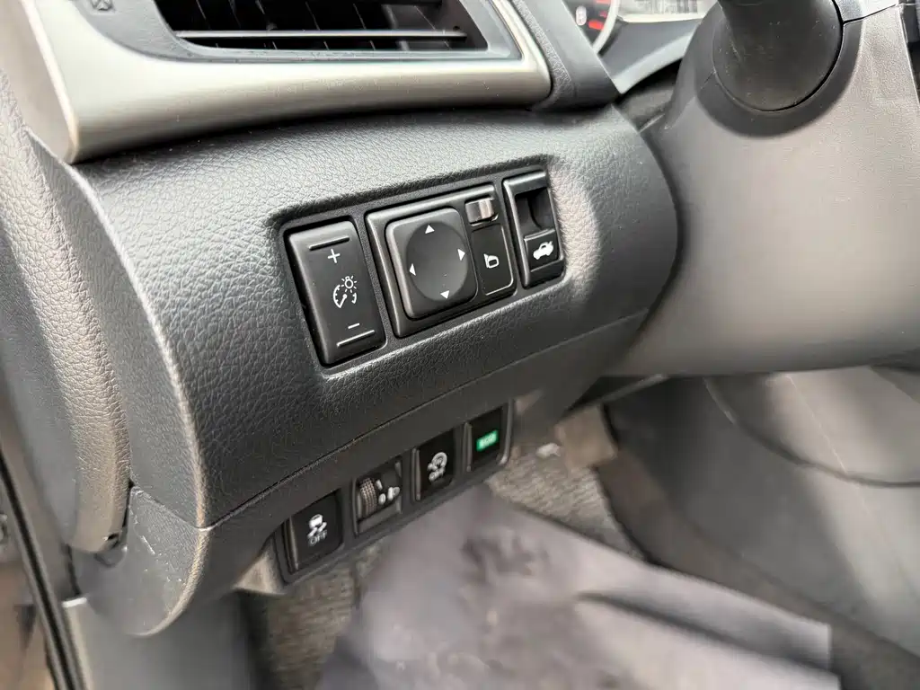 Nissan Sylphy — миниатюра 24