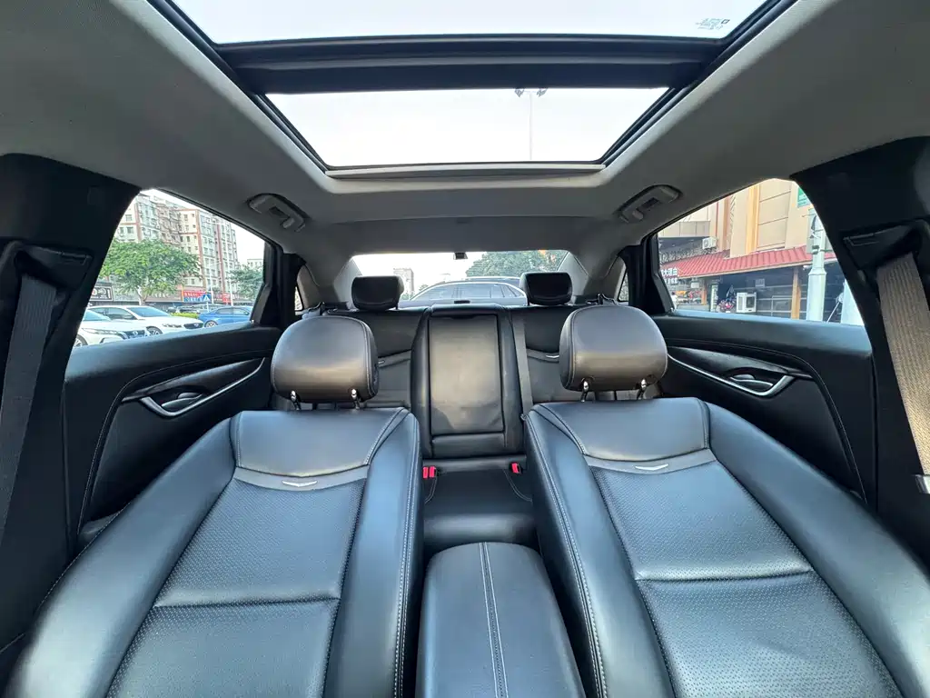 Cadillac XTS — миниатюра 13