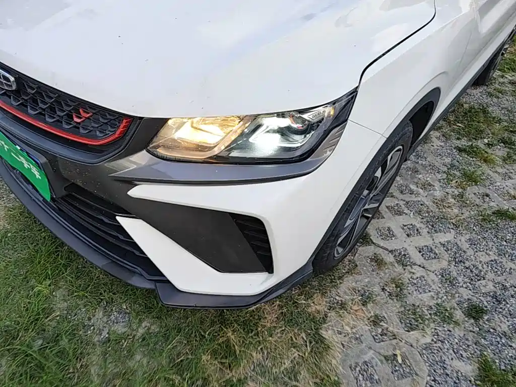Geely Binyue — миниатюра 24