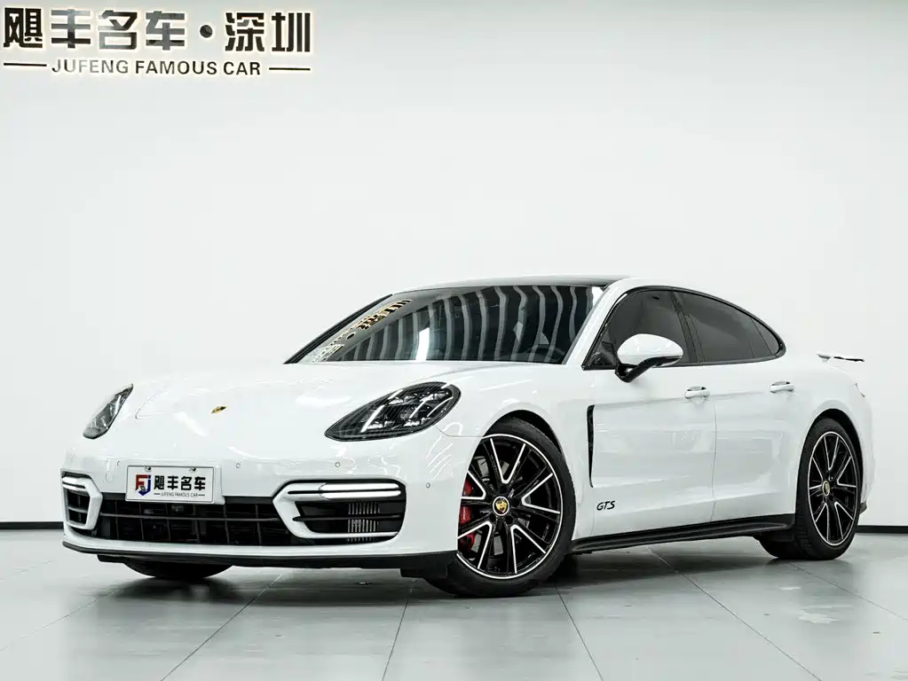 Купить Porsche Panamera