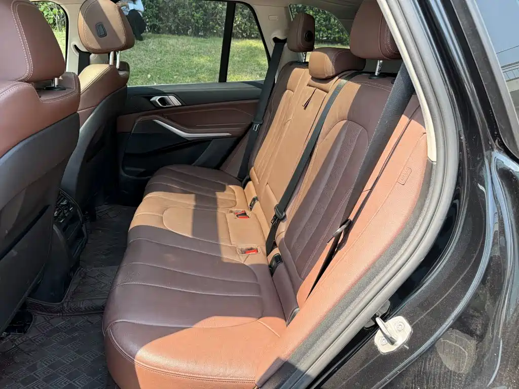 BMW X5 (Import) — миниатюра 12