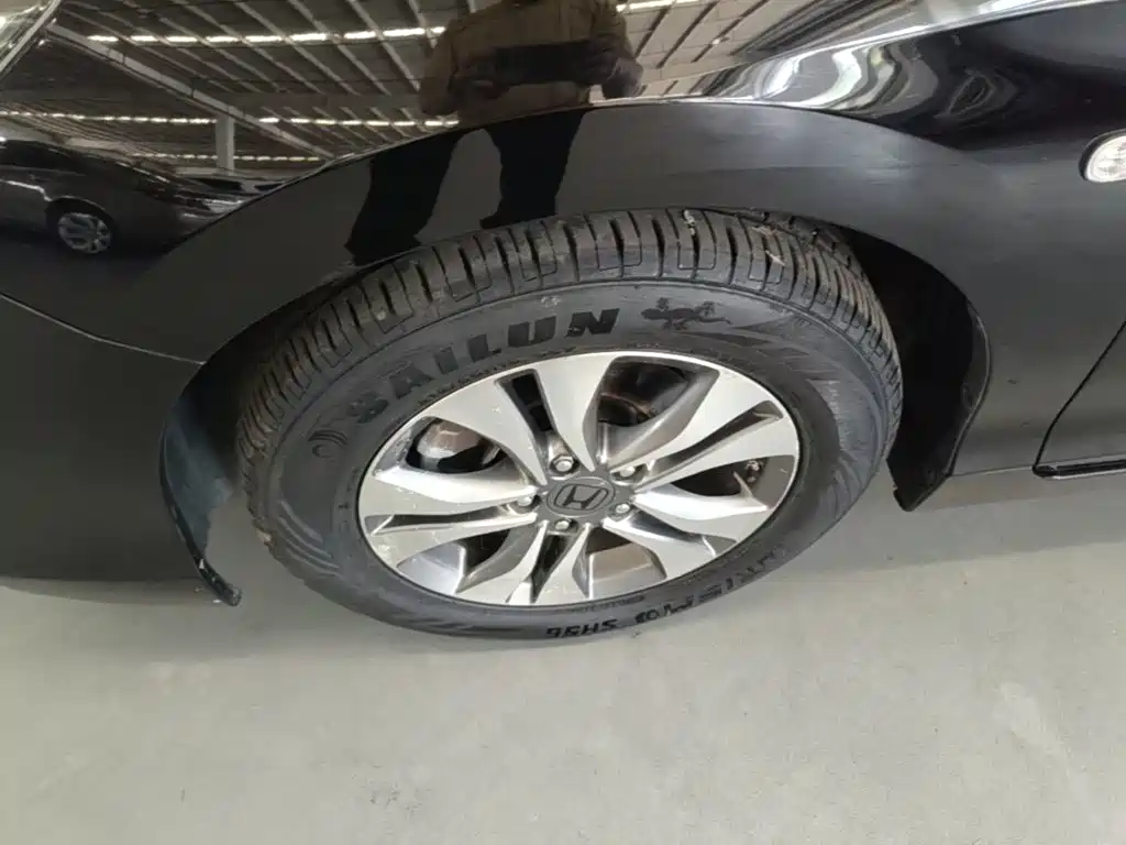 Honda Accord — миниатюра 23