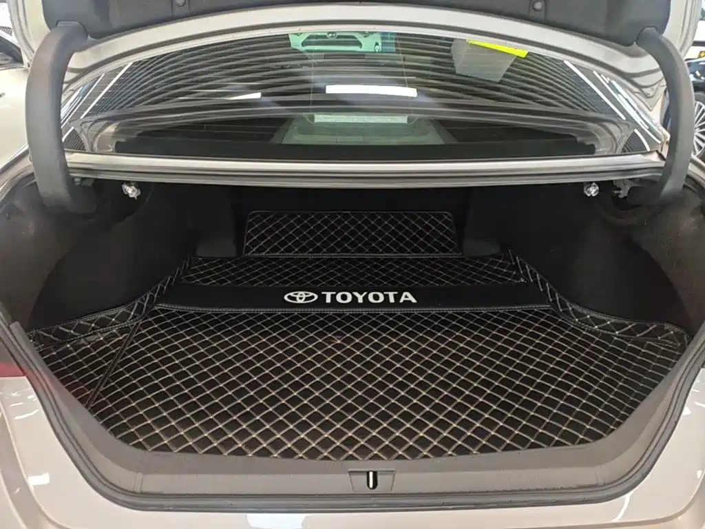 Toyota Avalon — миниатюра 19