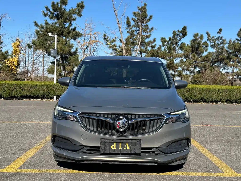 BUICK GL6