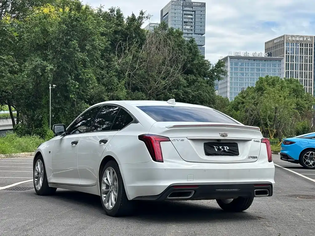 Cadillac CT5 — миниатюра 5