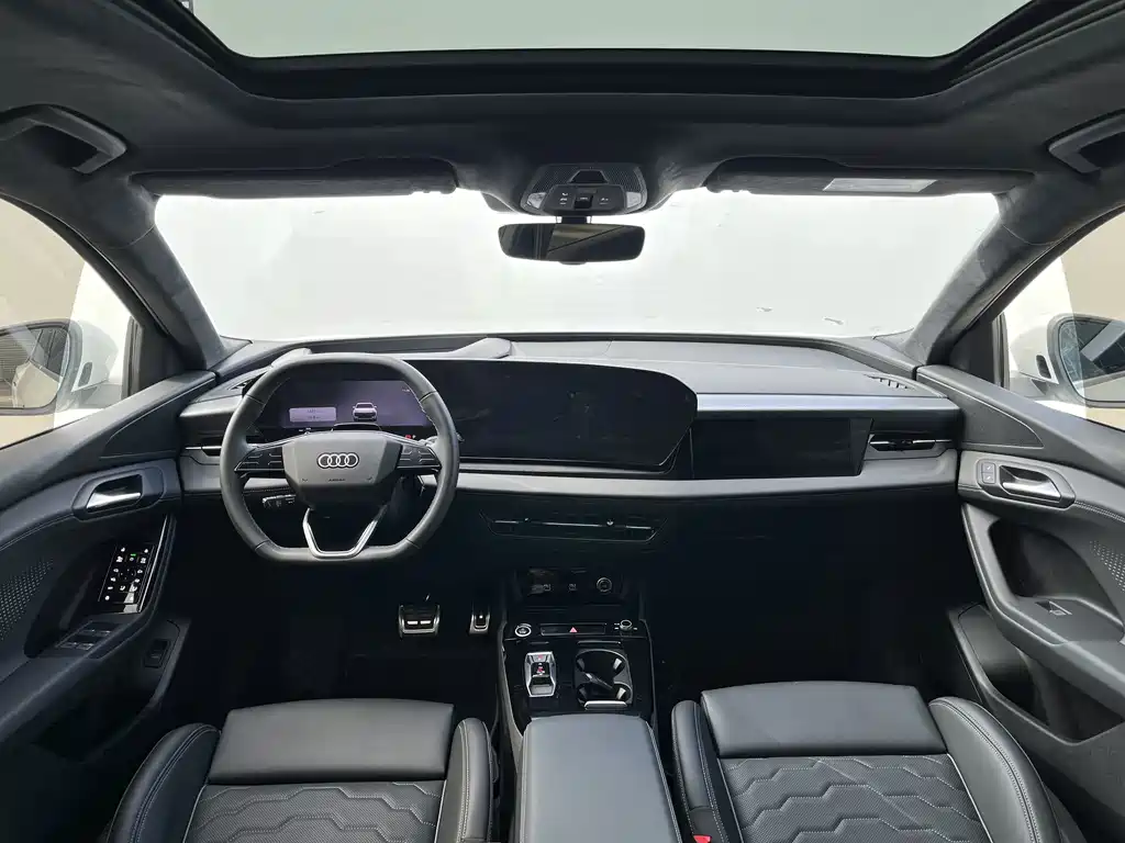 Audi Q6L e-tron — миниатюра 8