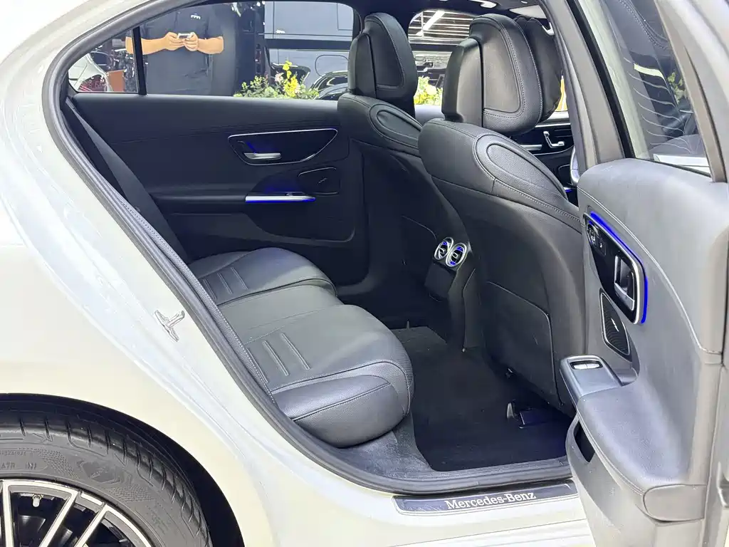Mercedes-Benz C-Class — миниатюра 19