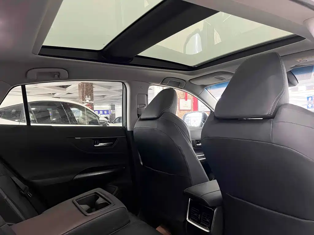 TOYOTA LING FANG HARRIER