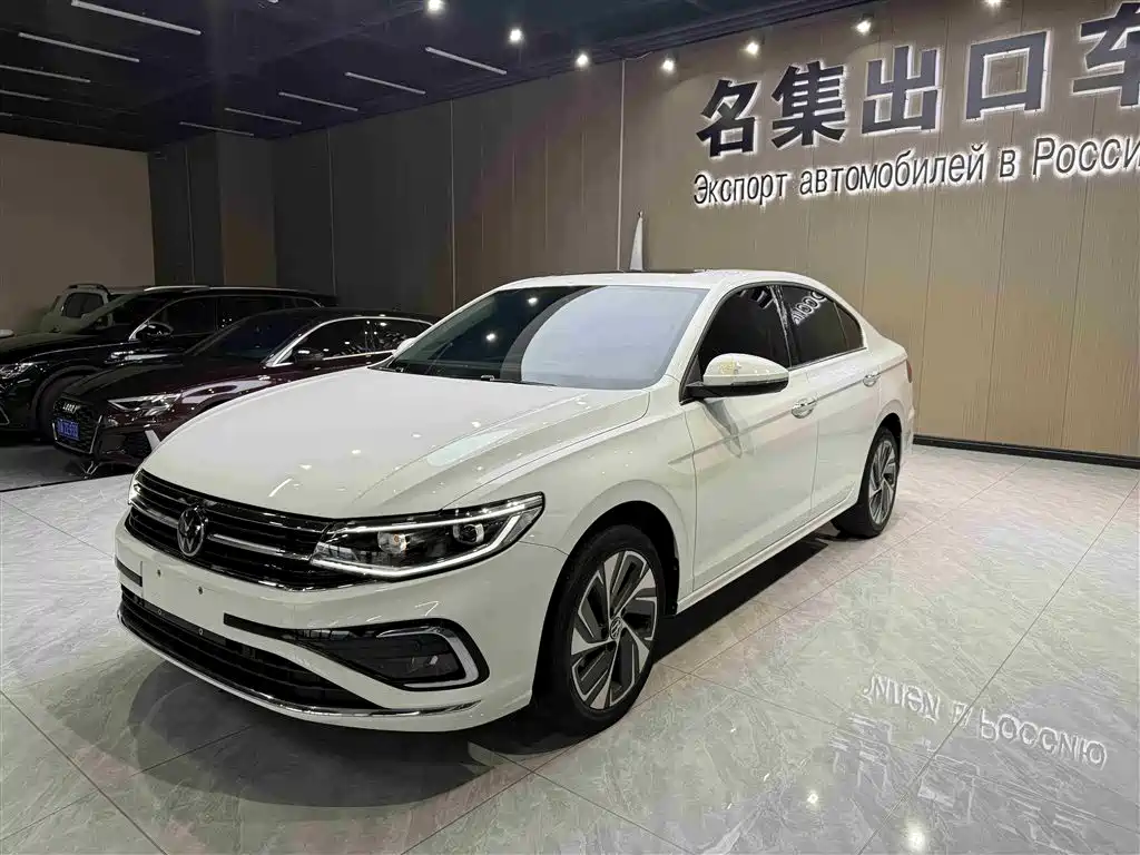 Volkswagen Bora 2023