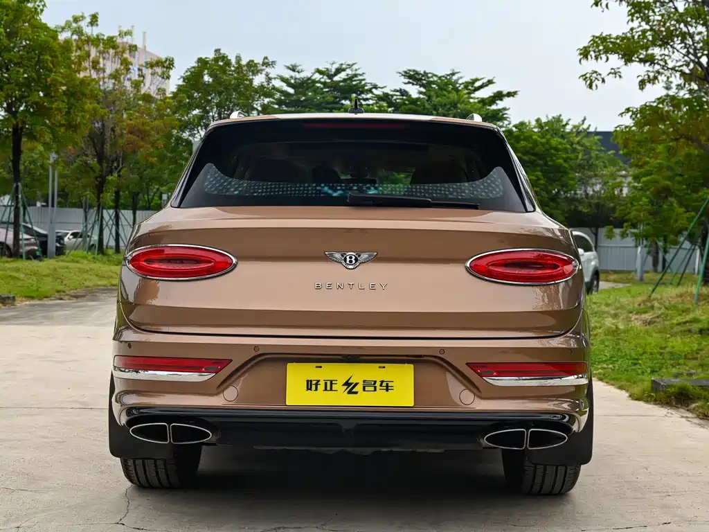 Bentley Bentayga — миниатюра 5