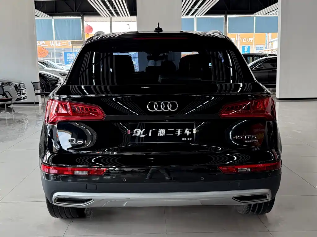 Audi Q5L — миниатюра 5