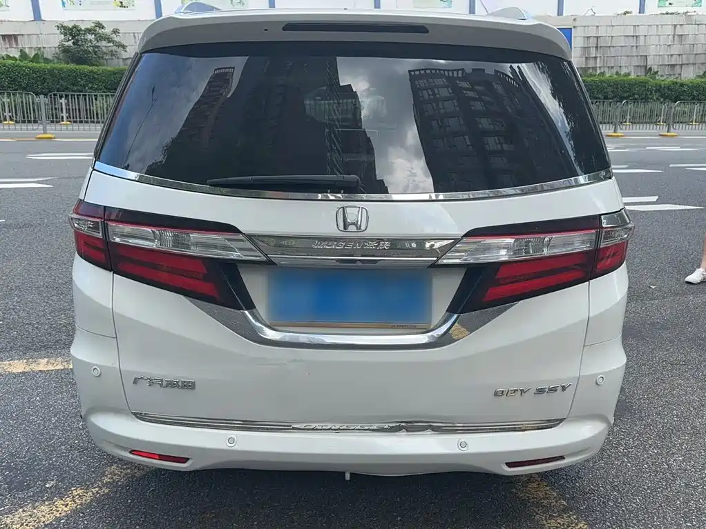 Honda Odyssey — миниатюра 6