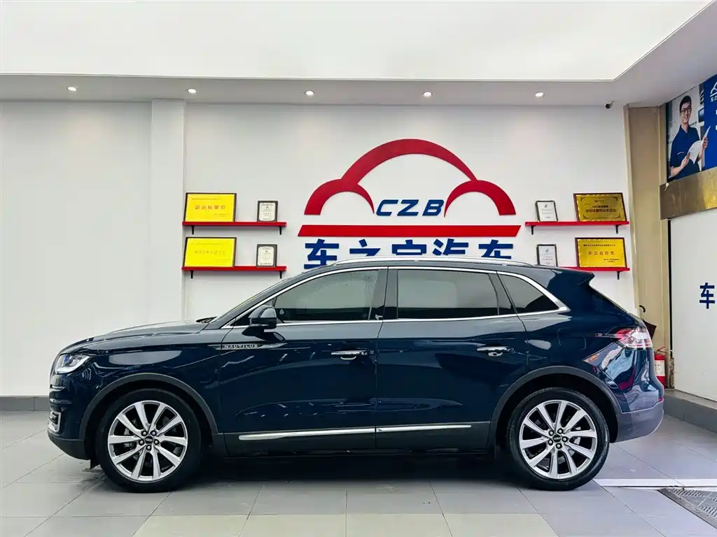 Lincoln Nautilus 2019 2.0T VI