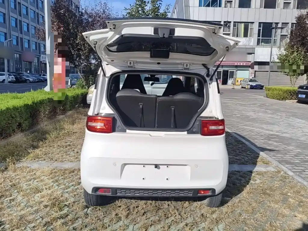 Wuling MINIEV — миниатюра 19