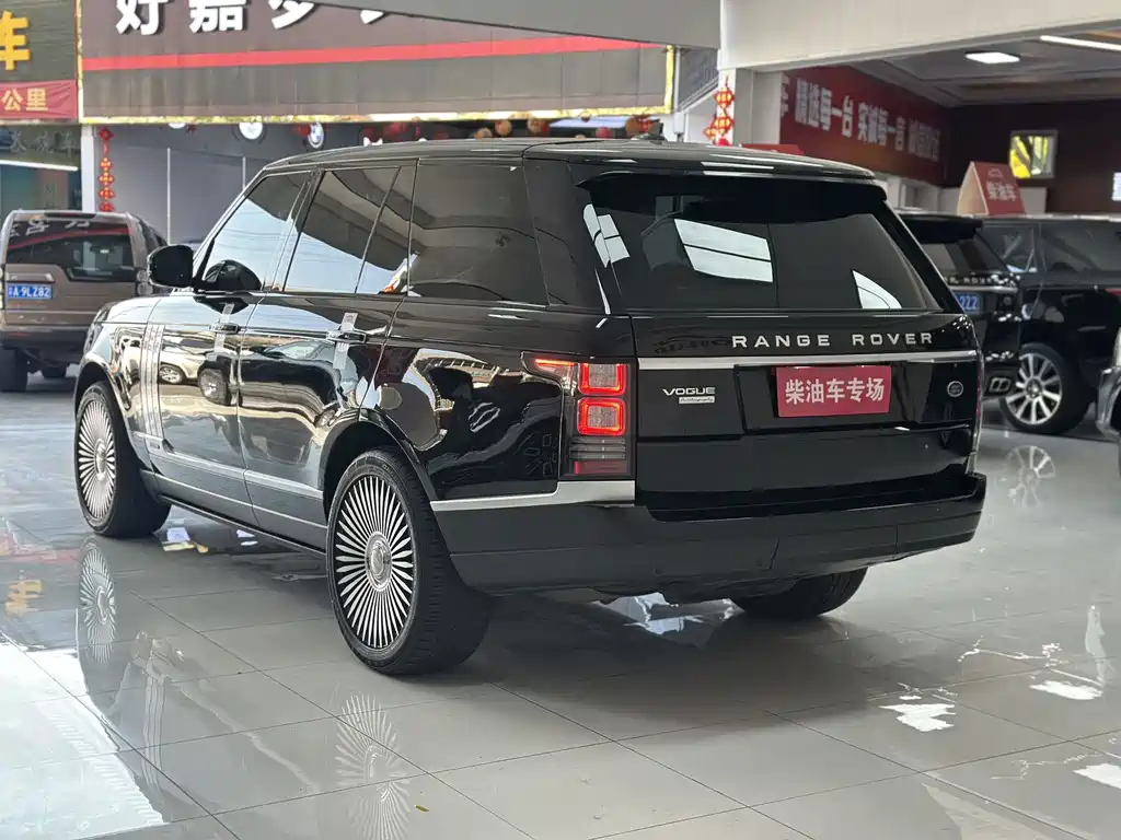 Land Rover Range Rover 2015 3.0 TDV6 Vogue