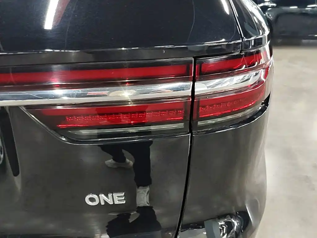 Li Auto Li ONE — миниатюра 8