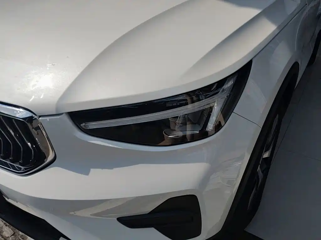 Volvo XC40 — миниатюра 24
