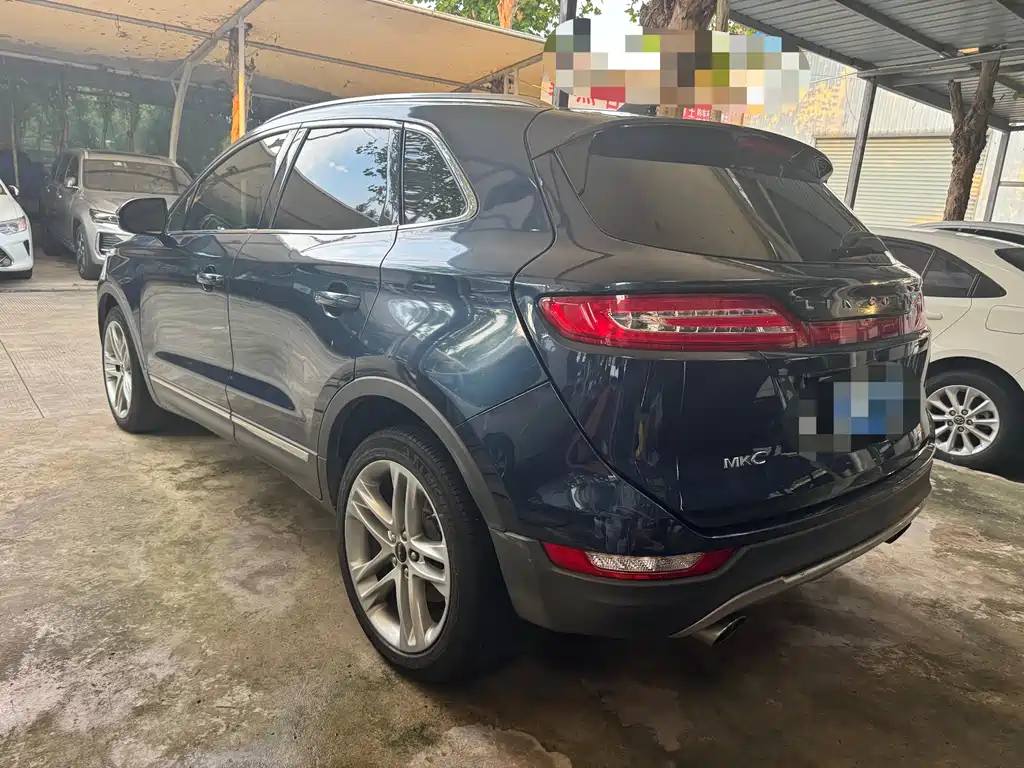 Lincoln MKC — миниатюра 12