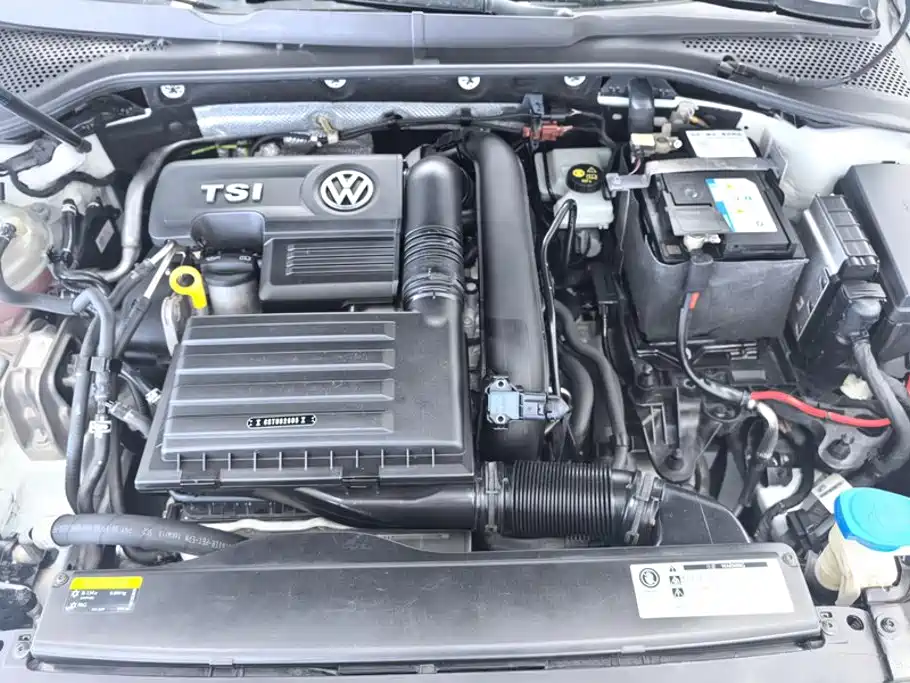 Volkswagen Golf — миниатюра 10