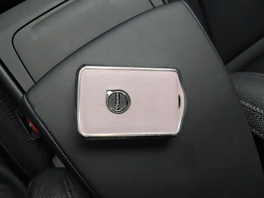 Volvo XC40 — миниатюра 9