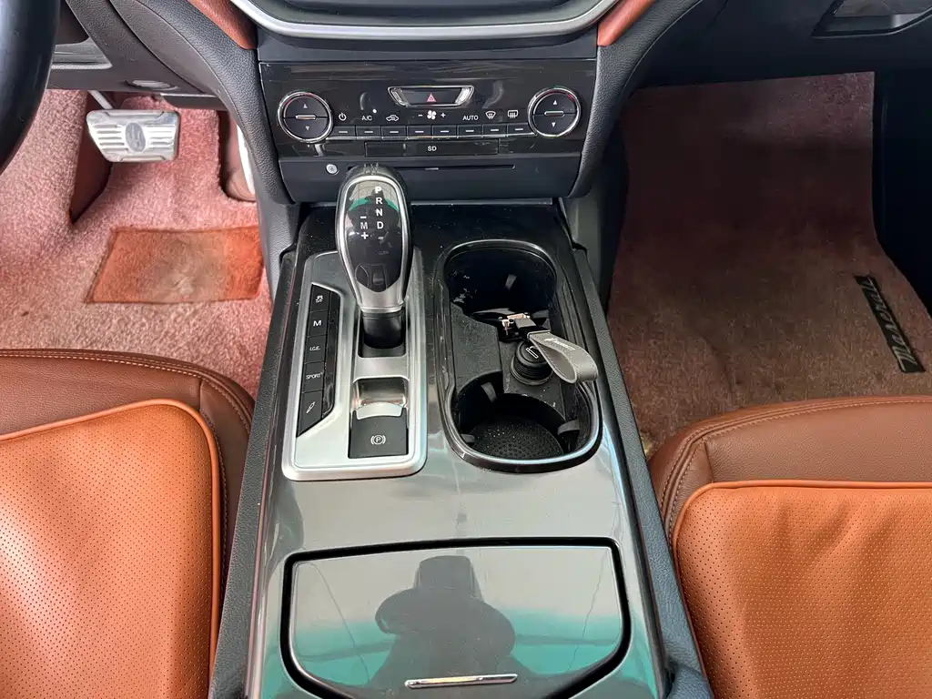 Maserati Ghibli — миниатюра 9