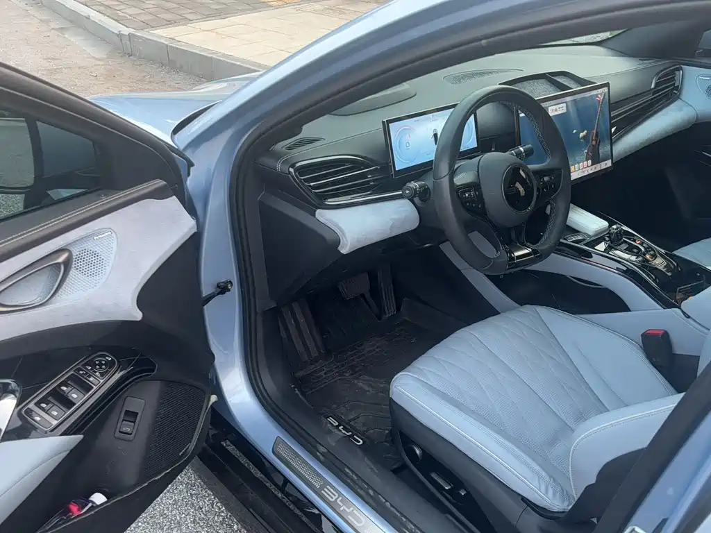 BYD Seal 2022 700km