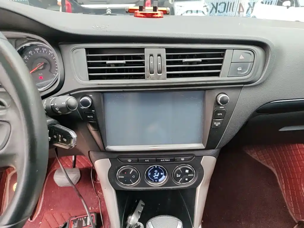 Citroen C3-XR — миниатюра 13
