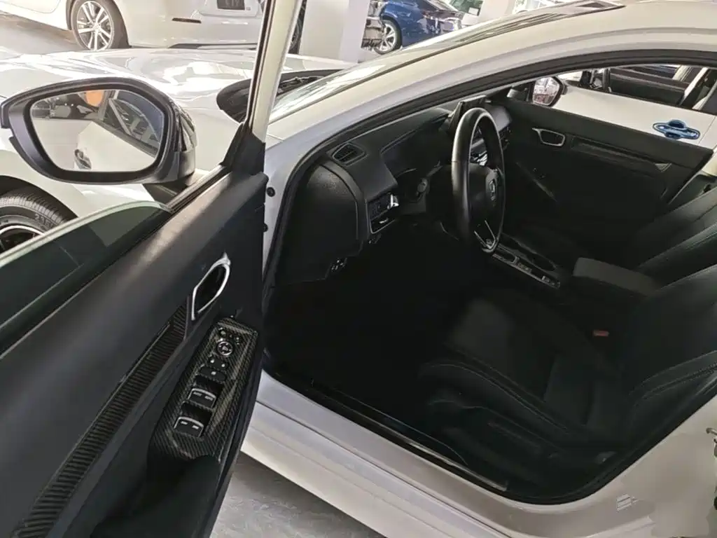Honda Civic — миниатюра 16