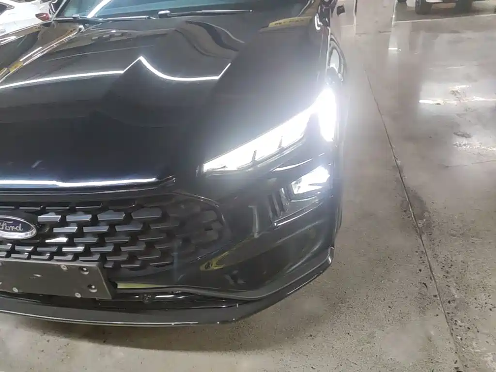 Ford Mondeo — миниатюра 24