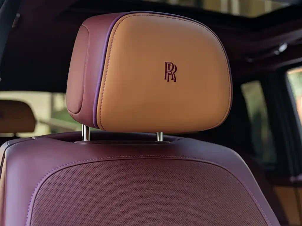 Rolls-Royce Cullinan — миниатюра 21
