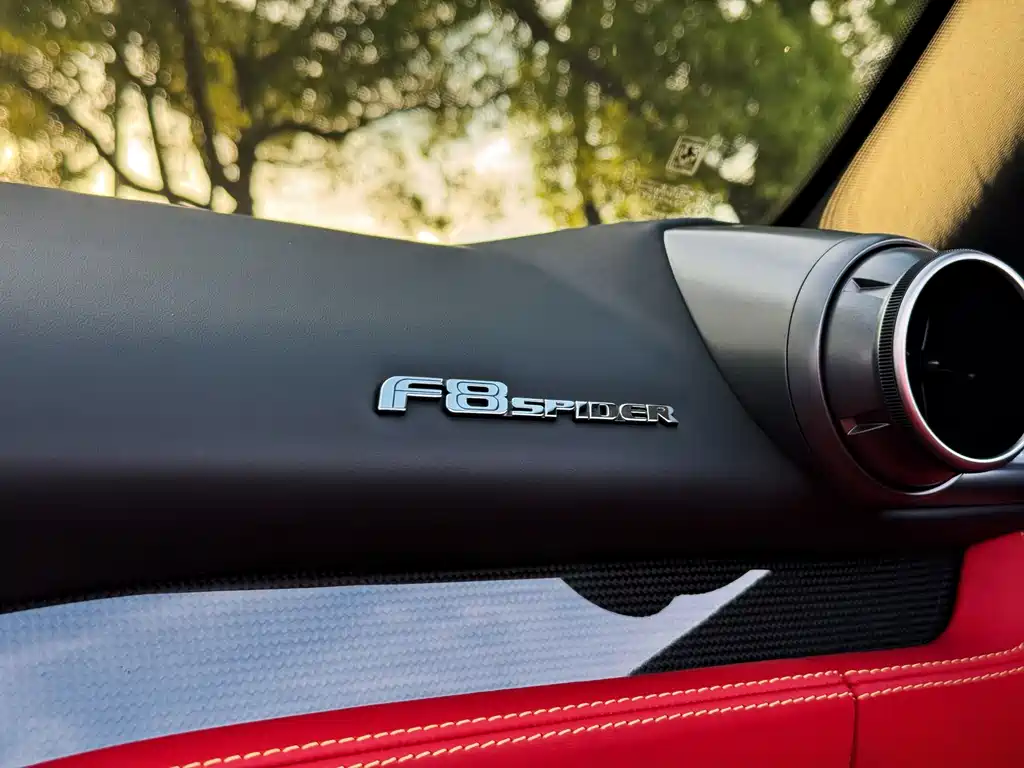 Ferrari F8 — миниатюра 12