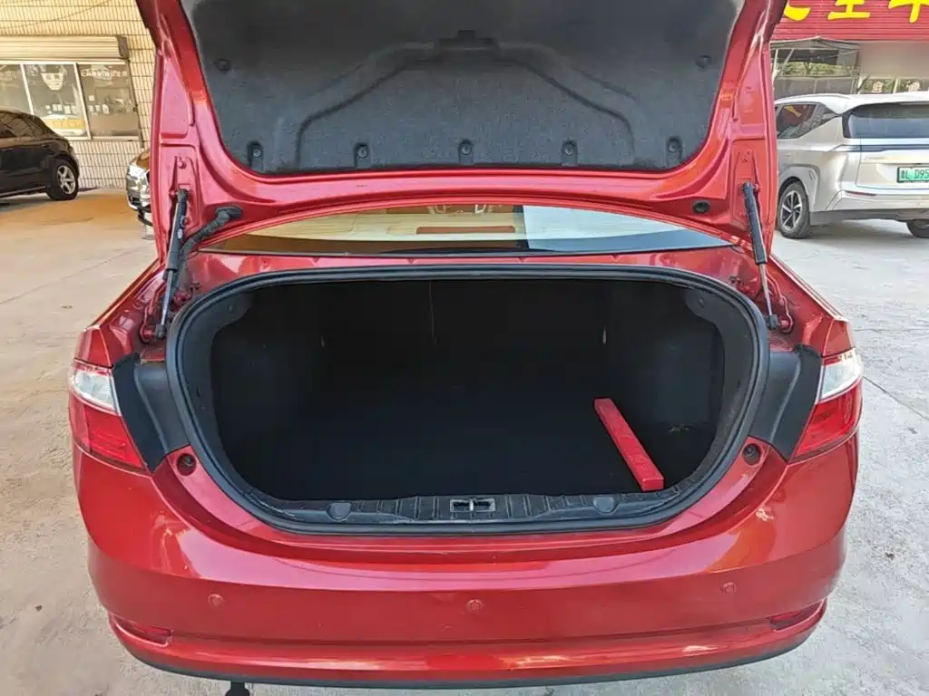 Chery Arrizo 7 — миниатюра 19