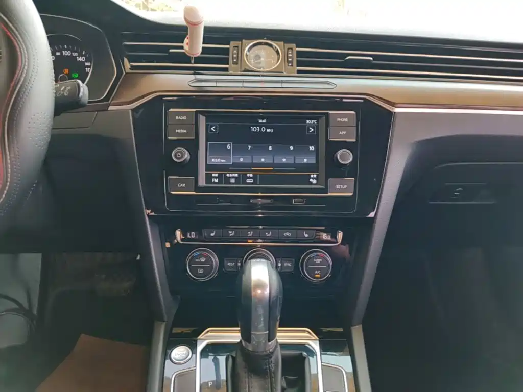 Volkswagen Magotan — миниатюра 13