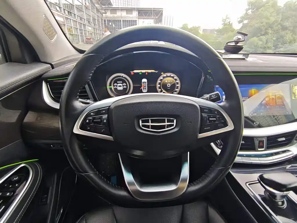Geely Borui Hybrid — миниатюра 9