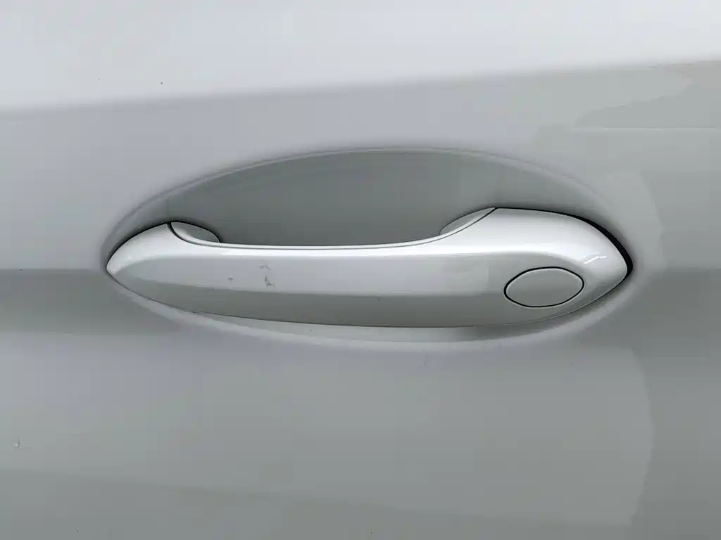 BMW 5 Series — миниатюра 18