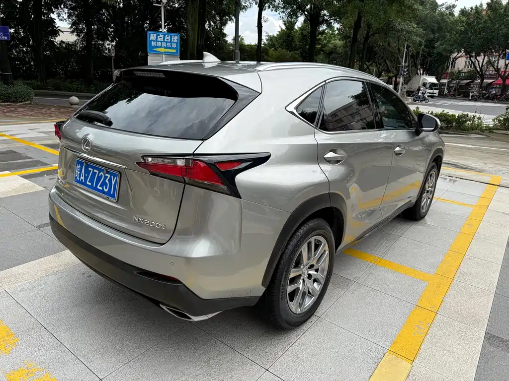 Lexus NX — миниатюра 6