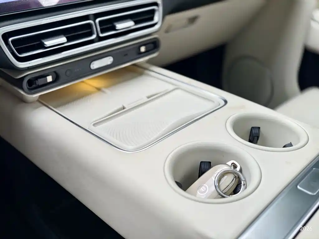 Li Auto Li L8 — миниатюра 14