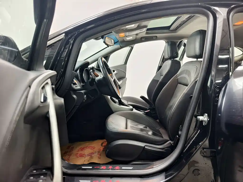 Buick Excelle — миниатюра 11