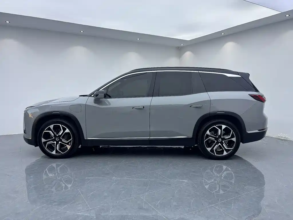 NIO ES8 — миниатюра 10