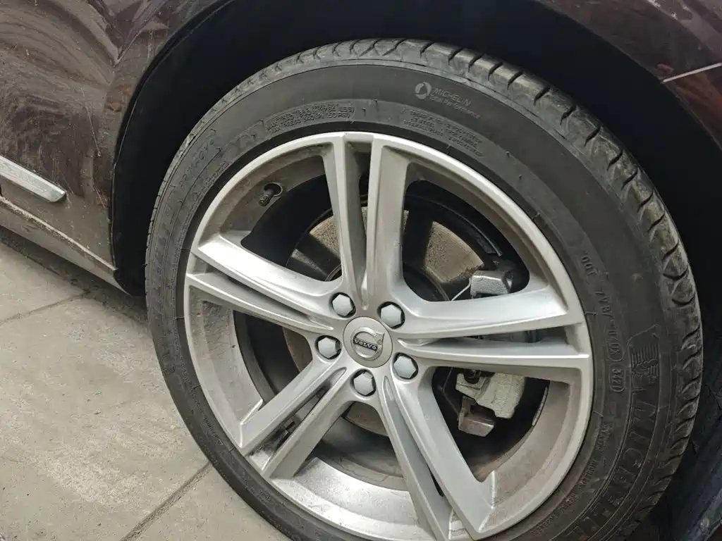Volvo S90 — миниатюра 8