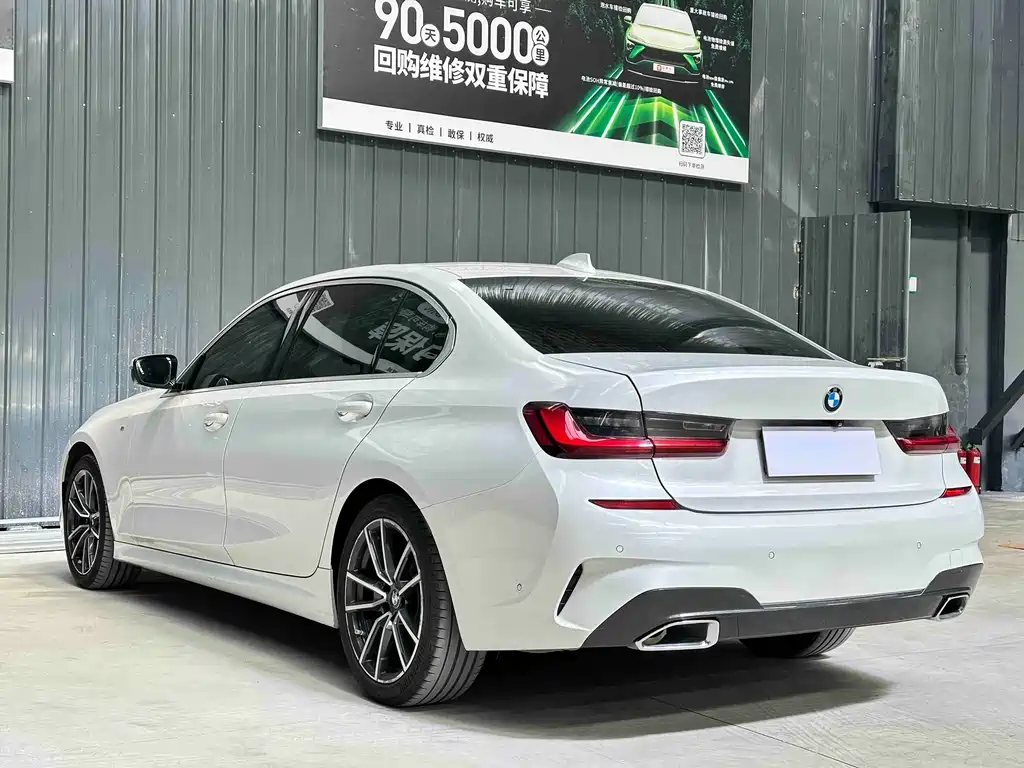 BMW 3 Series — миниатюра 4