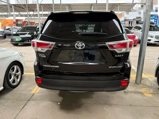 Toyota Highlander — миниатюра 5