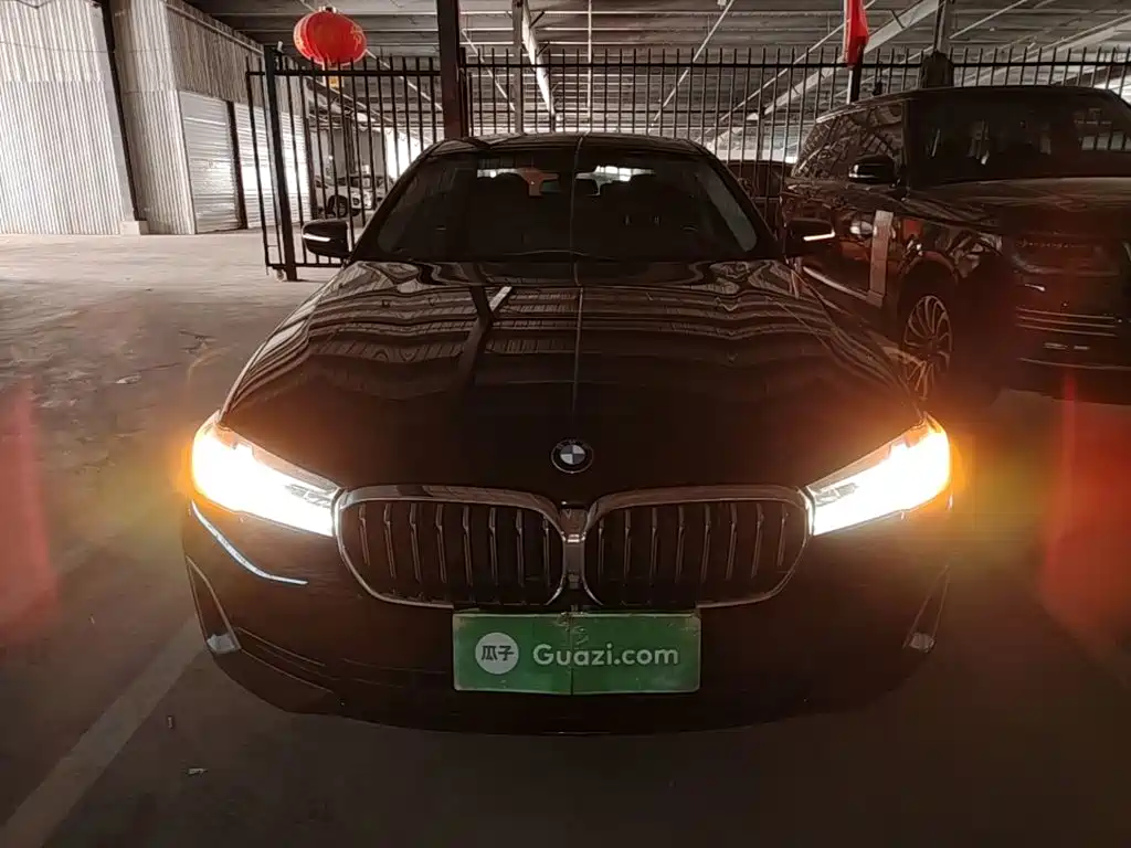 BMW 5 Series — миниатюра 3