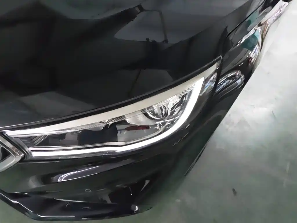 Hongqi Hongqi H5 — миниатюра 24